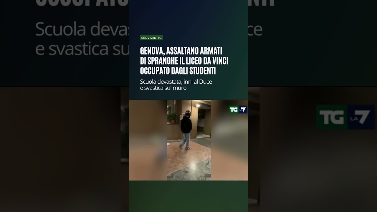Genova, assaltano armati di spranghe il liceo Da Vinci: inni al Duce e svastica sul muro