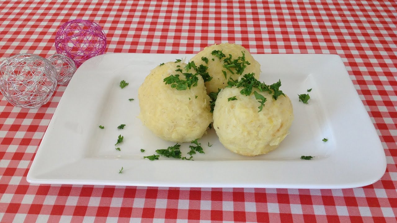 How to make real fluffy Bavarian potatoe dumplings-- TOP RECIPE (with subs)