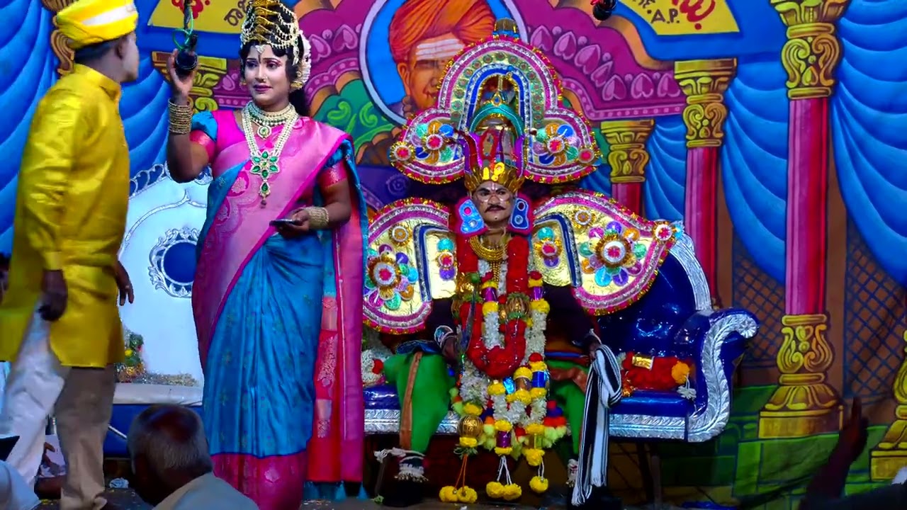 ಬೊಮ್ಮನಹಲ್ ಬೆಲ್ಲೋಟ. ರತಿ ಕಲ್ಯಾಣಂ
