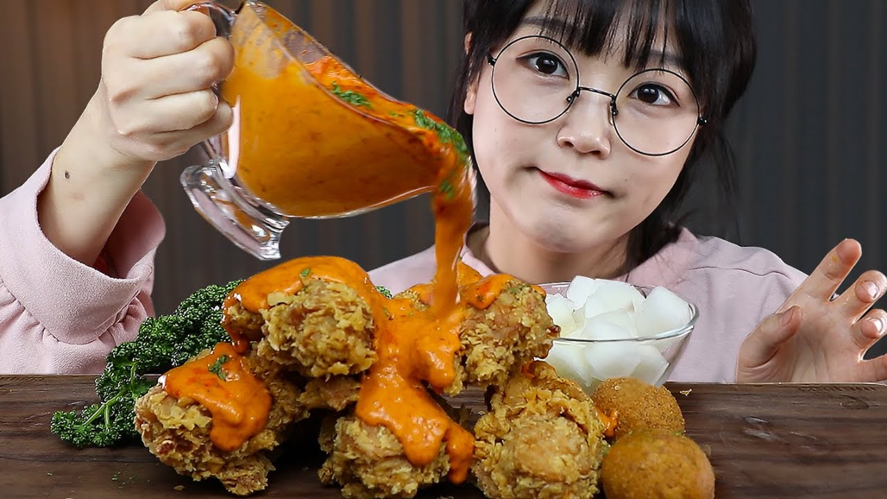 АСМР ЕДА Жареный цыпленок со Сливочно-томатным соусом | MUKBANG | EATING SHOW