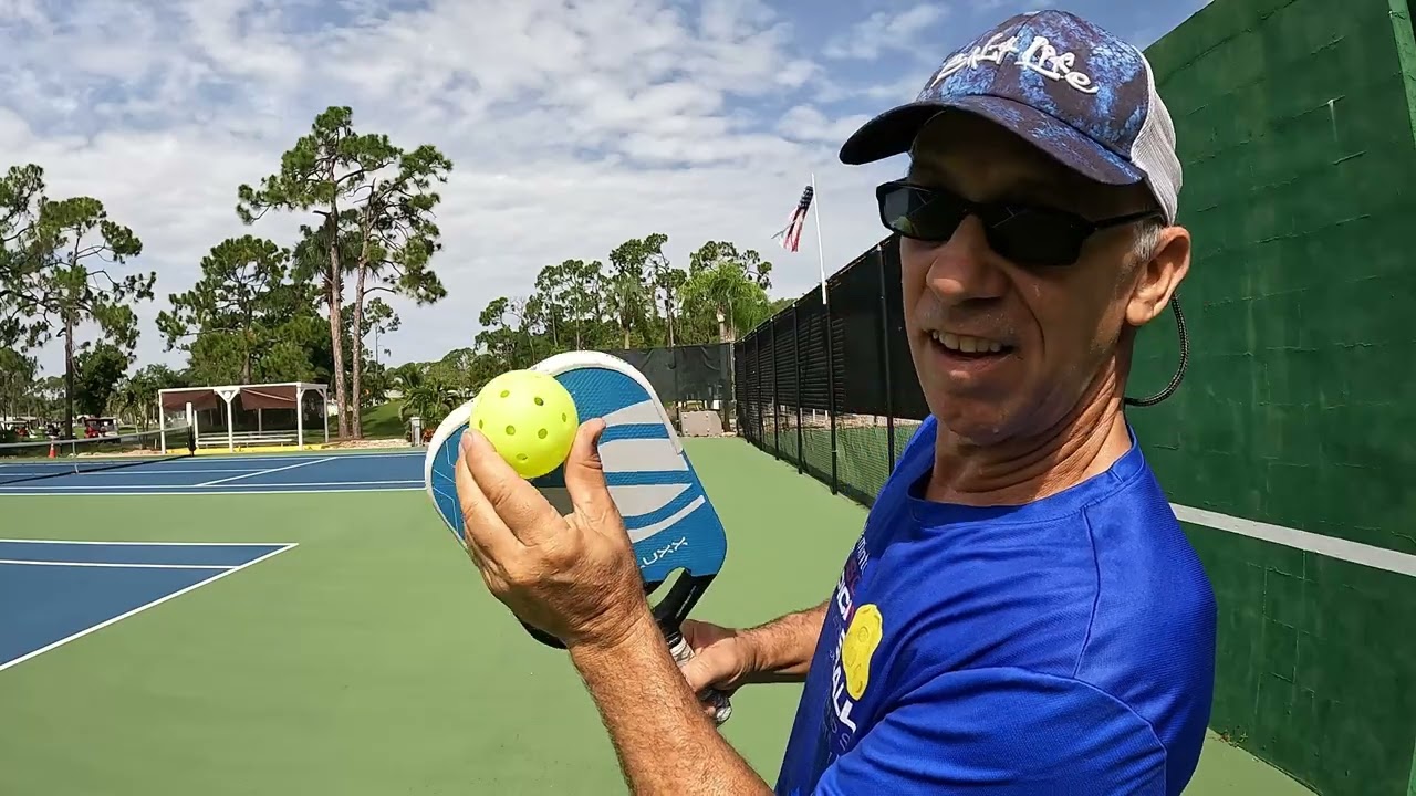 SELKIRK LUXX Control Air Invikta 20mm Pickleball Paddle Review