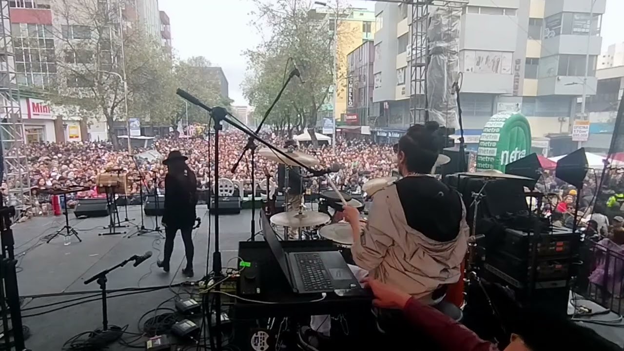 Esto es Eso  - En VIvo - Festival Fin de Año 2024 - Quito -  Drumcam @EstoEsEso