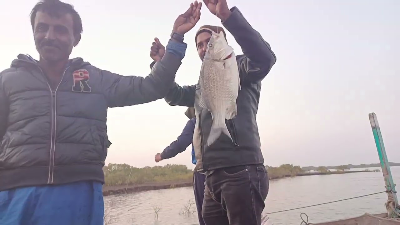 Mangroves Fishing | Karachi Fishing | Hand Line Fishing|Gharo Fishing| FISHING HEROES|DoDaryaFishing