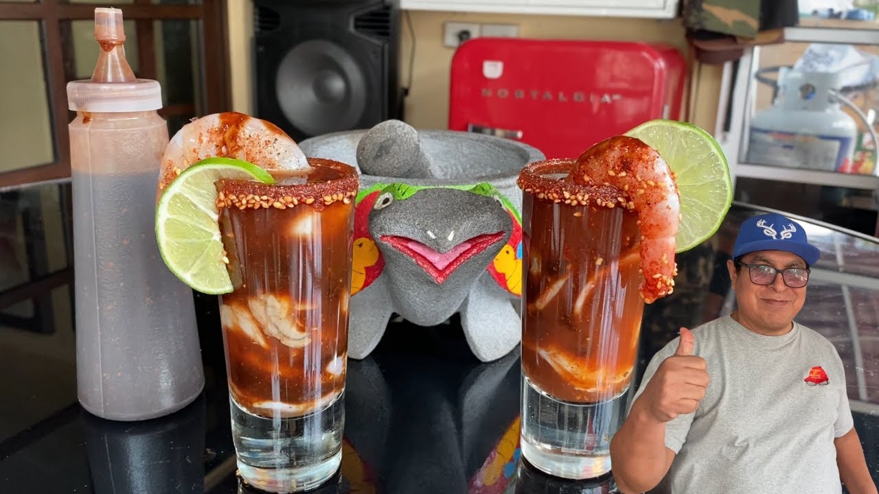 Salsa Negra Marisquera y Shots de Camarón y Ostión, Riquísimos.