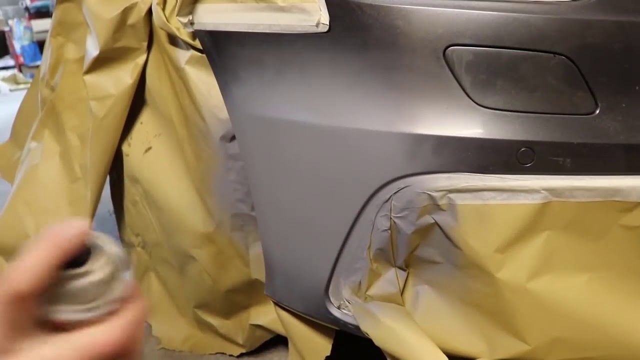 Plastic primer spray