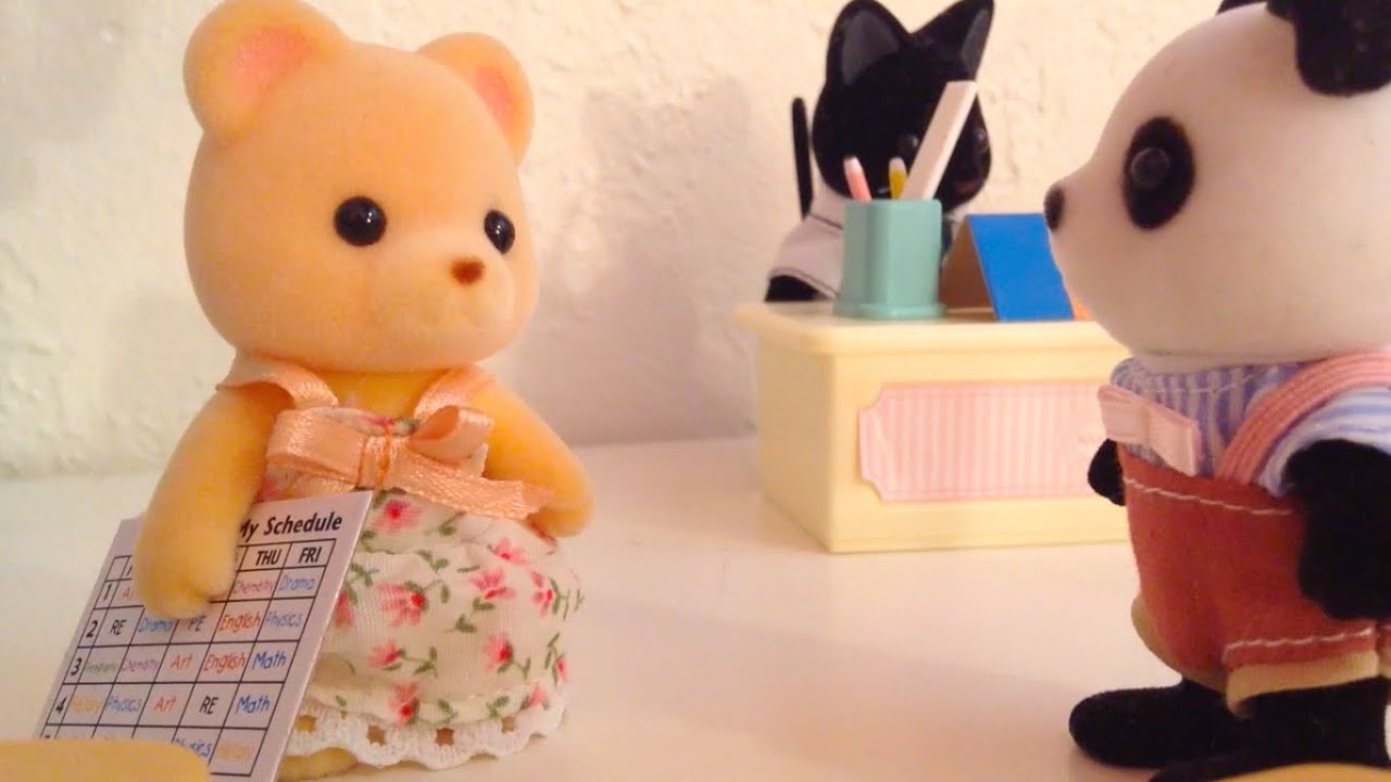 Calico Critters - Ava's First Day Of Highschool Pt. 1