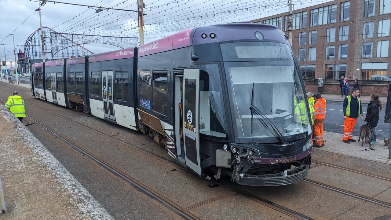 Re-railing Blackpool Tram Flexity 007