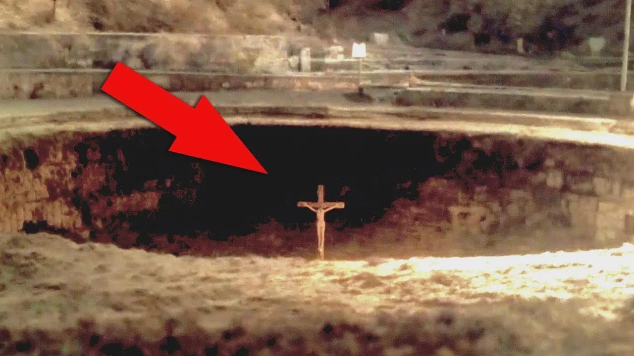 Wie ein Objekt aus dem All die Geschichte der Kirche für immer verändert hat