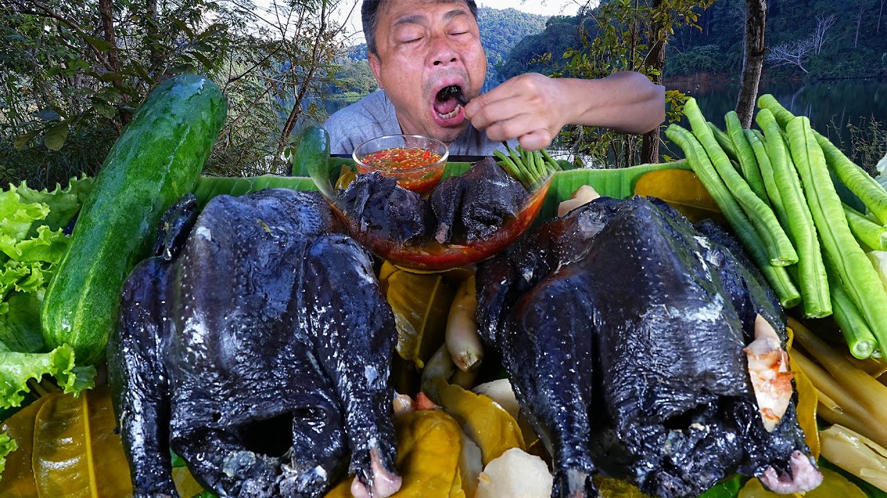 ไก่ดำต้มสมุนไพร จิ้มซีฟู้ดรสจัดๆแซ่บๆ -12-12-2024-