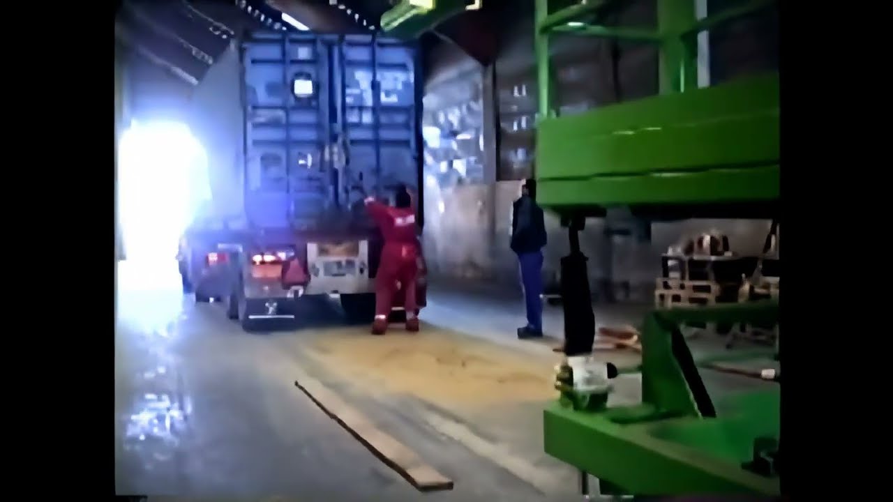 Loading fishmeal in 1995