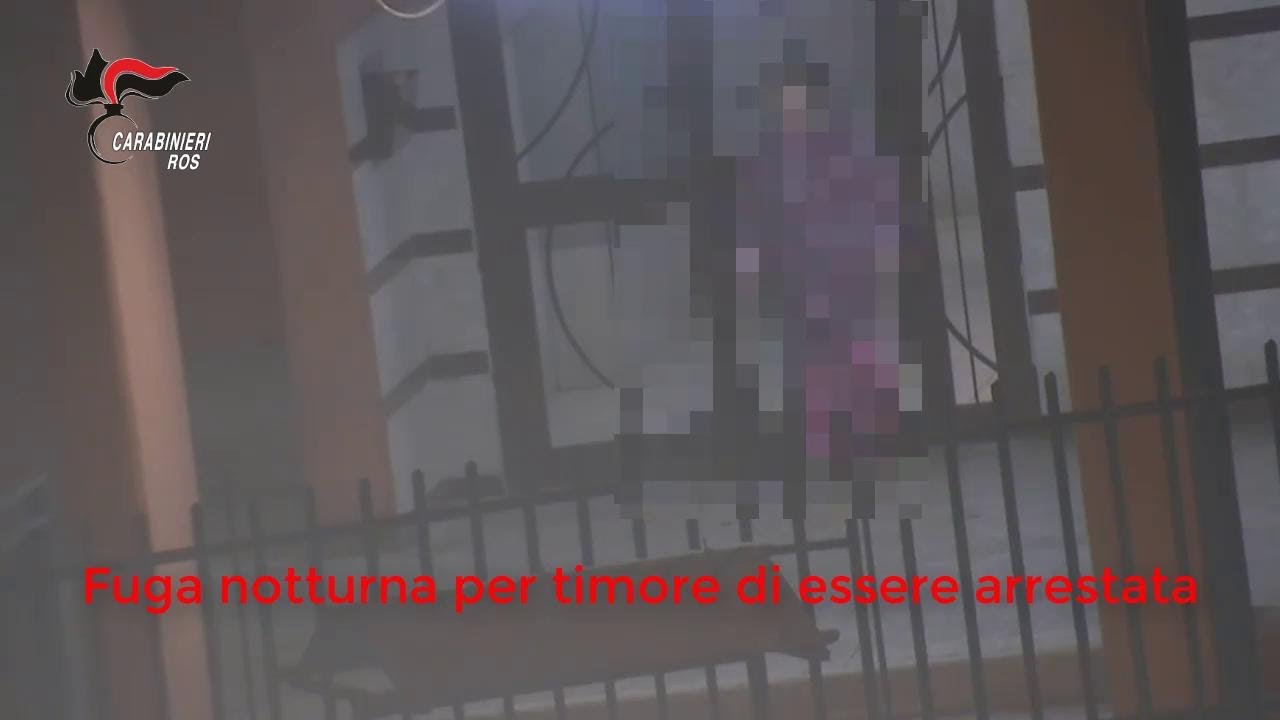 Camorra, femata la superboss Maria Licciardi: il video della fuga notturna per sfuggire agli arresti
