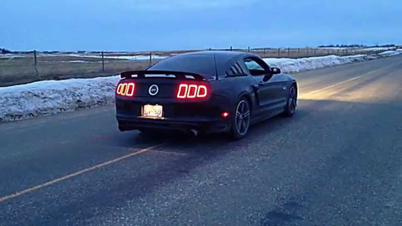 Ford Mustang Gt / Cs 2014 Burnout with mods(Stainless works full exhaust)