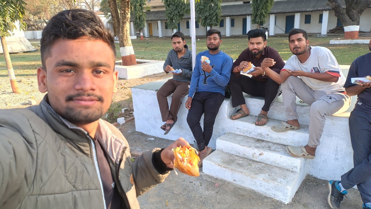 Match Harne se Phele Party Karli || 😄☺️ 