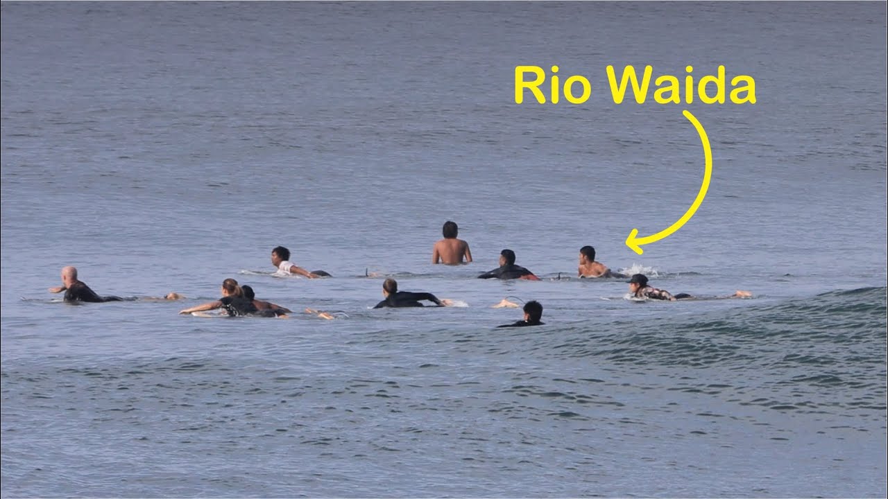 A Masterclass With Indonesia's Best Surfer - Keramas