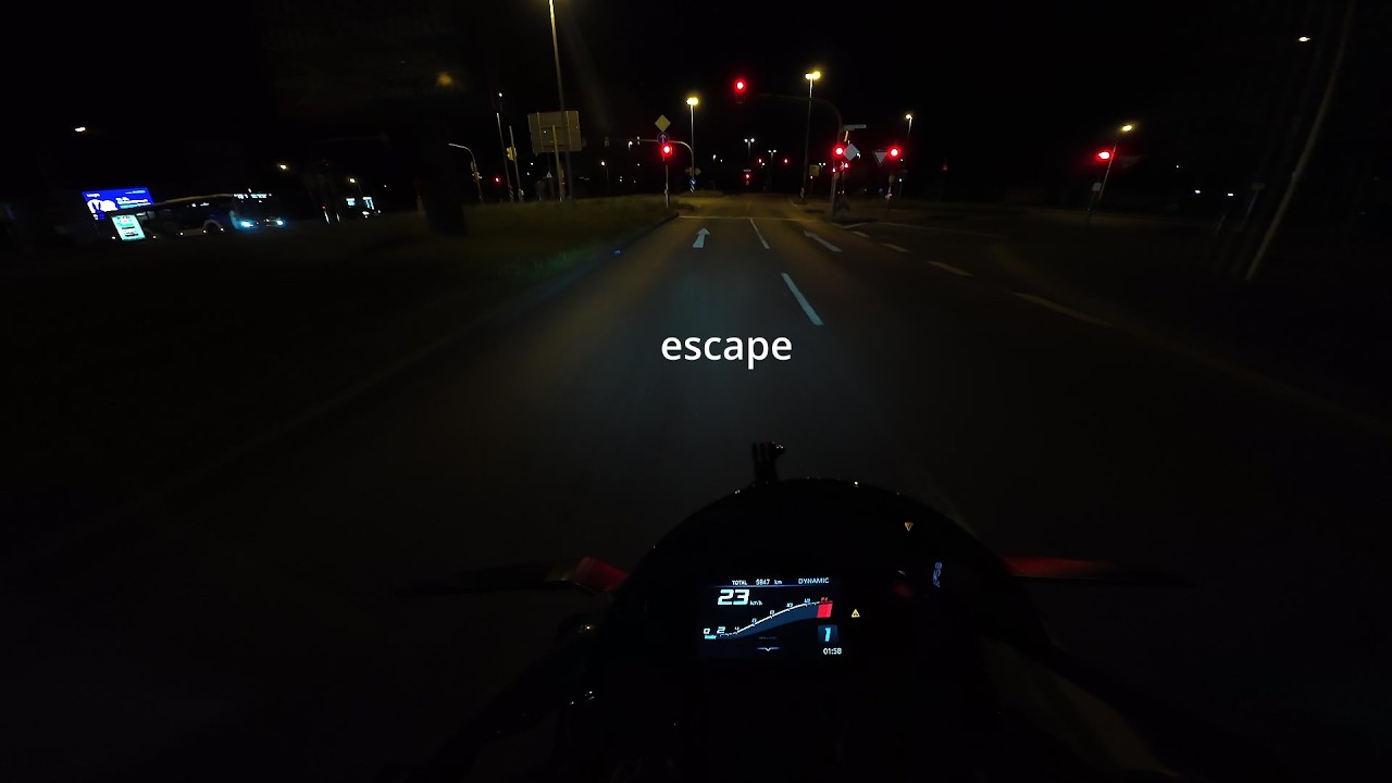 2am - driving to forget for a while [BMWS1000RR]