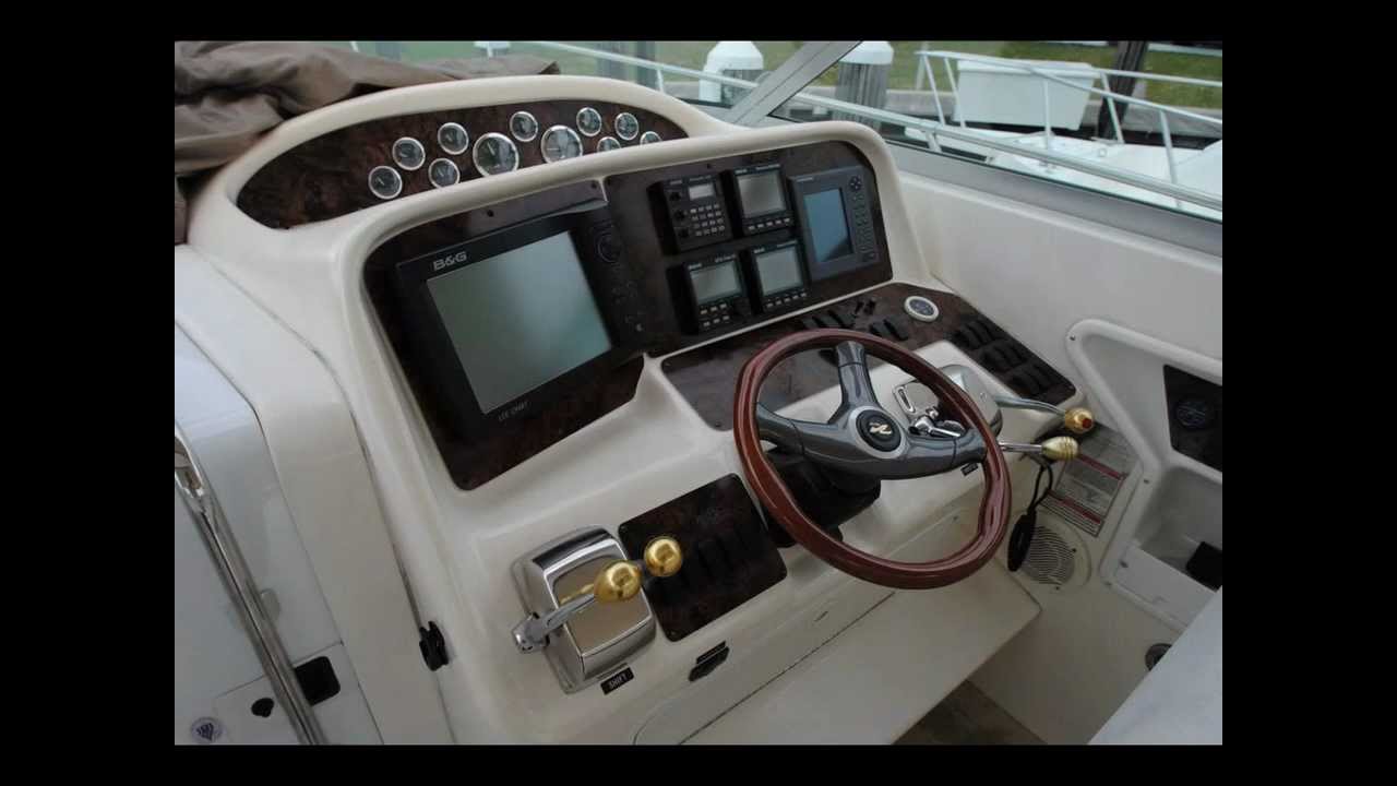 Sea Ray 330 Express Cruiser 33'  YR:1997 Sold!