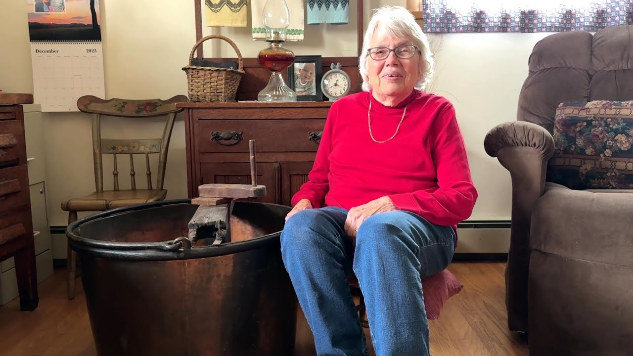 Growing Up PA Dutch | Making Apple Butter in a 19th-Century Copper Kettle
