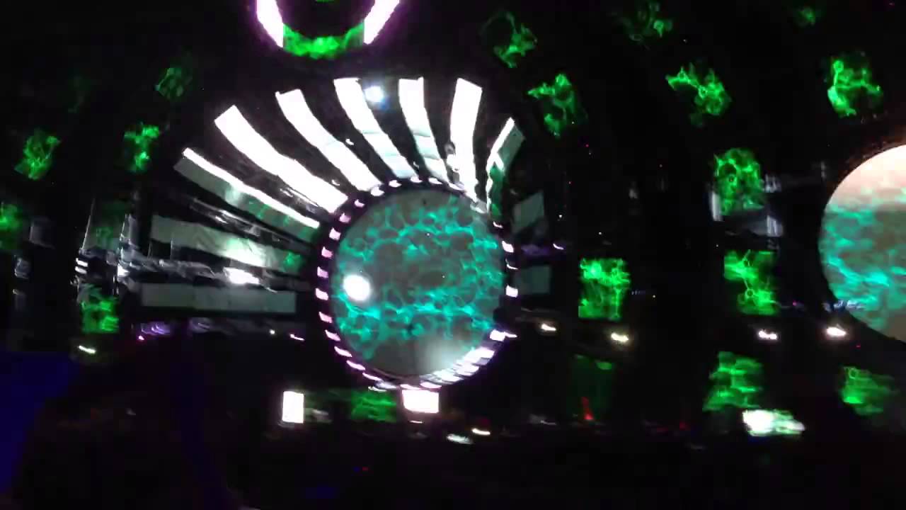Deadmau5 trollea a Martin Garrix - Avicii @ UMF 2014 HD