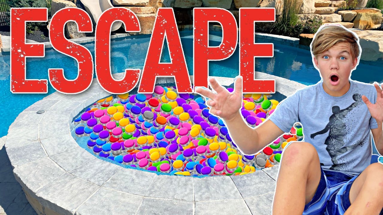 ESCAPE the HOT TUB! Mystery 100 BUTTON Escape