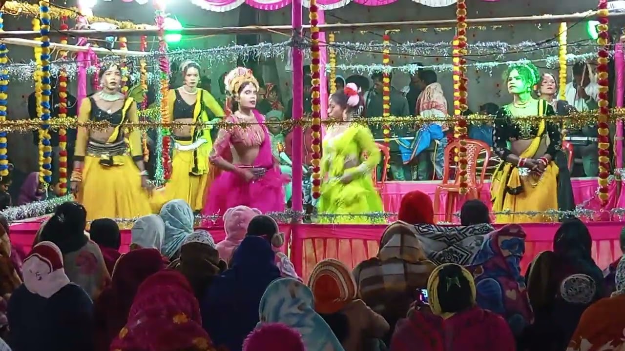 “Stage Par Mach Gaya Dhamaka | Ladkiyo Ka Jabardast Dance Natak”#DanceNatak#LadkiyoKaDance#Stage
