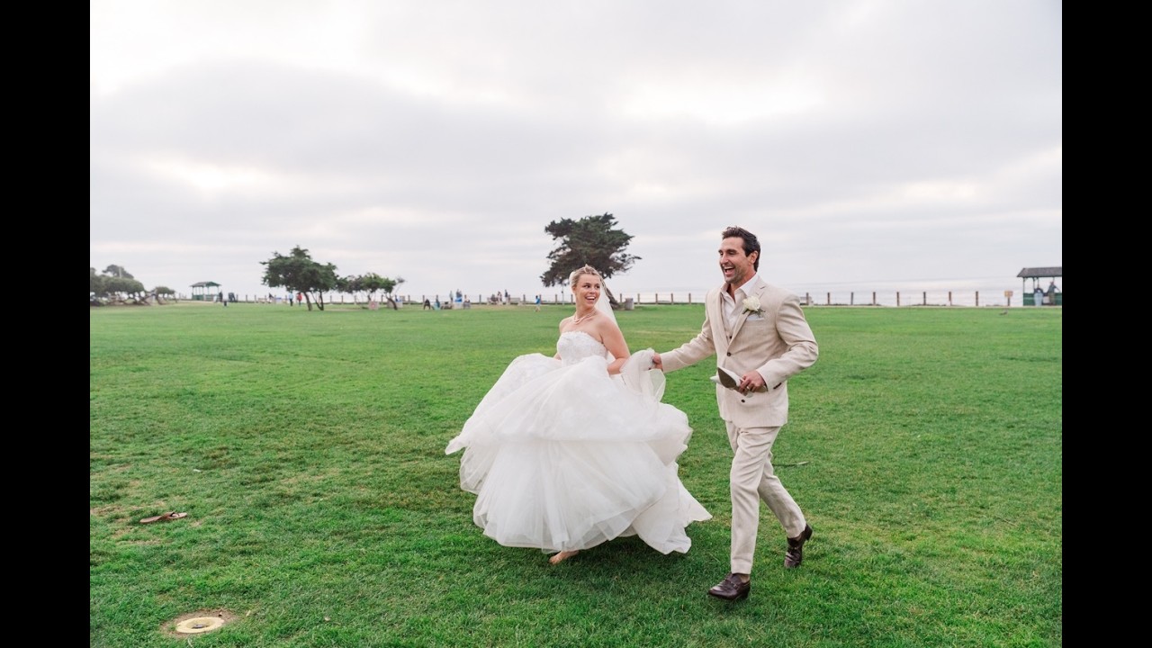 Gorgeous Seaside Nuptials | Arden + Brandt