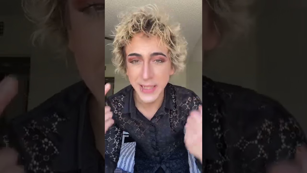 Drugstore makeup Hard Candy Glamofaluge Foundation!