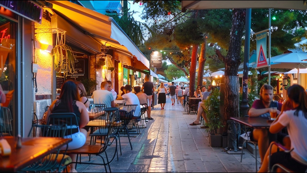 Saturday 7 pm in Athens Riviera 🇬🇷 shops closed and caf&eacute;s full (Glyfada)