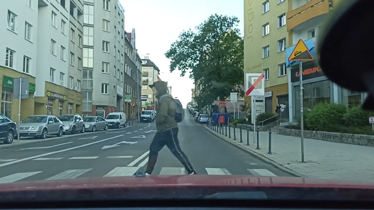 Szczecin... Bohaterów Warszawy do Jagielońskiej.... poniedziałek przed 6