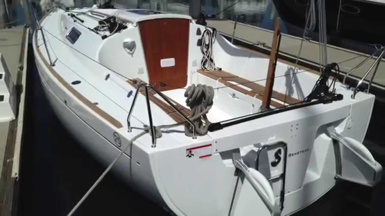 2015 Beneteau First 25S in San Diego Sold by Sean Smith