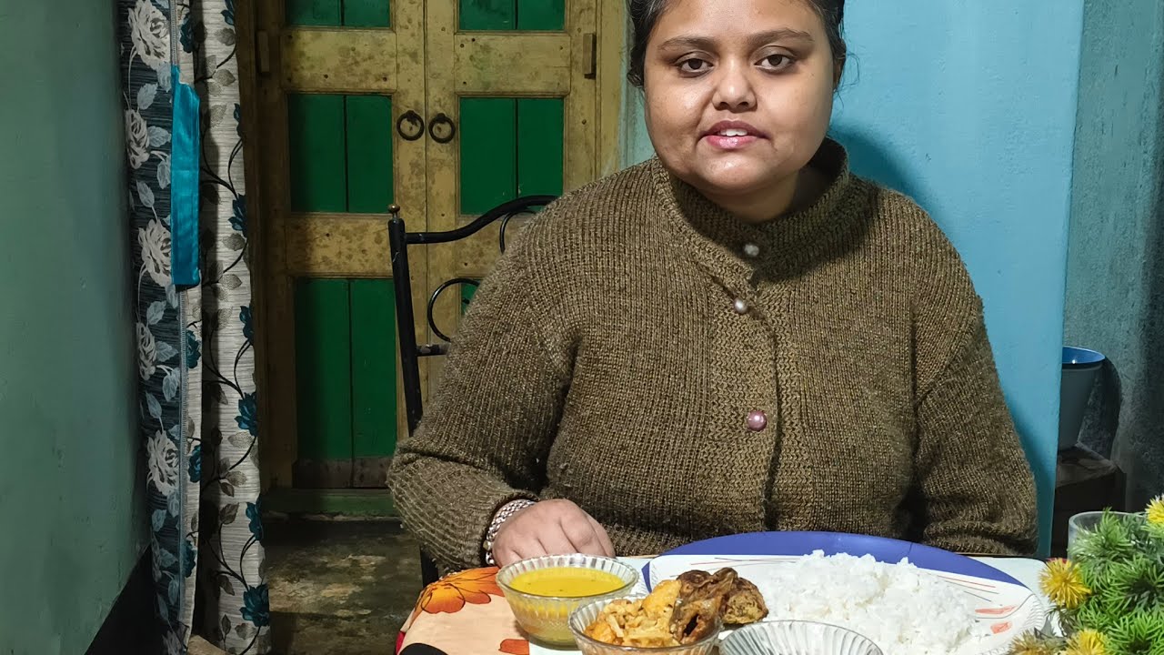 Rice, Masoor dal, dhone patar Bora, Koi fish curry, tomoto chutney..