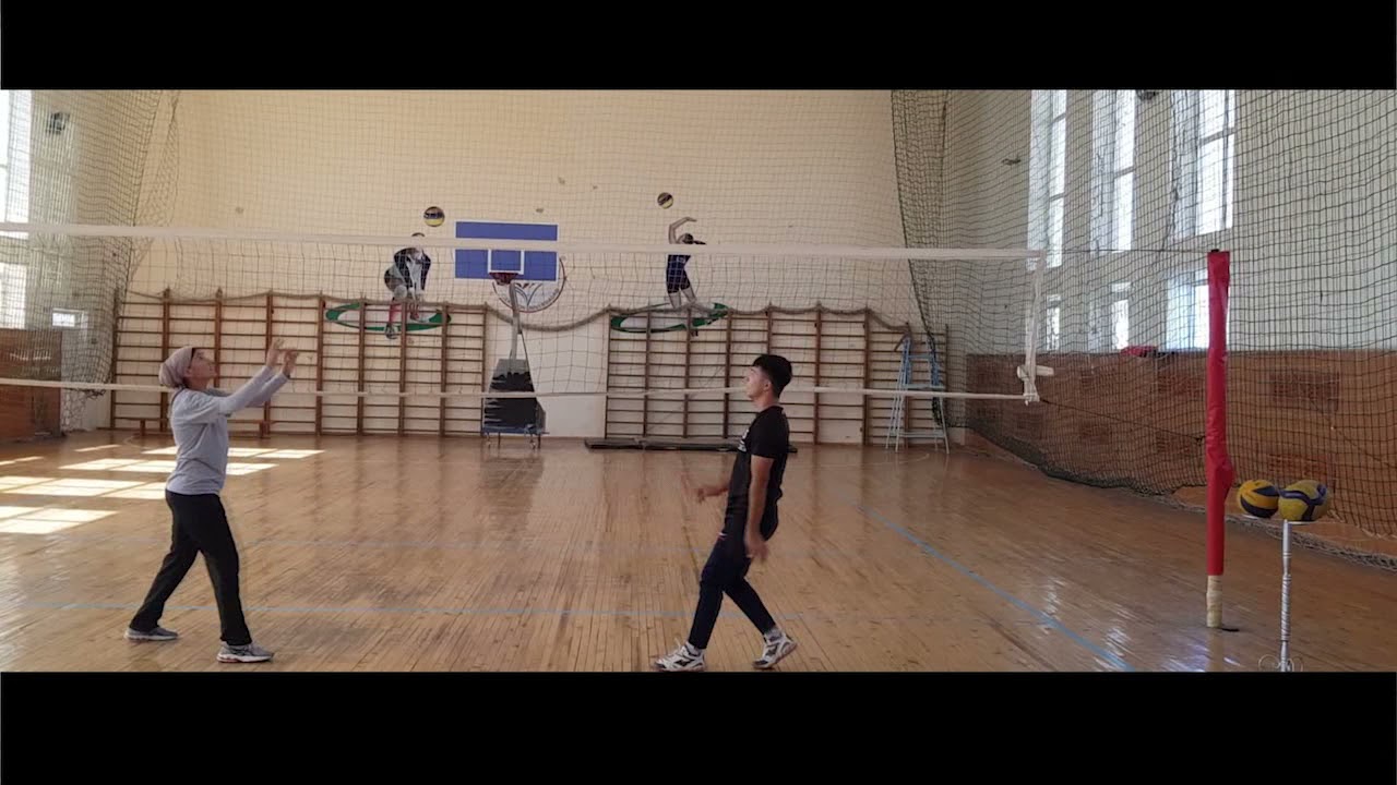 M A Fatullayeva Voleybolda to'pni qabul qilish texnikasiga o'rgatish