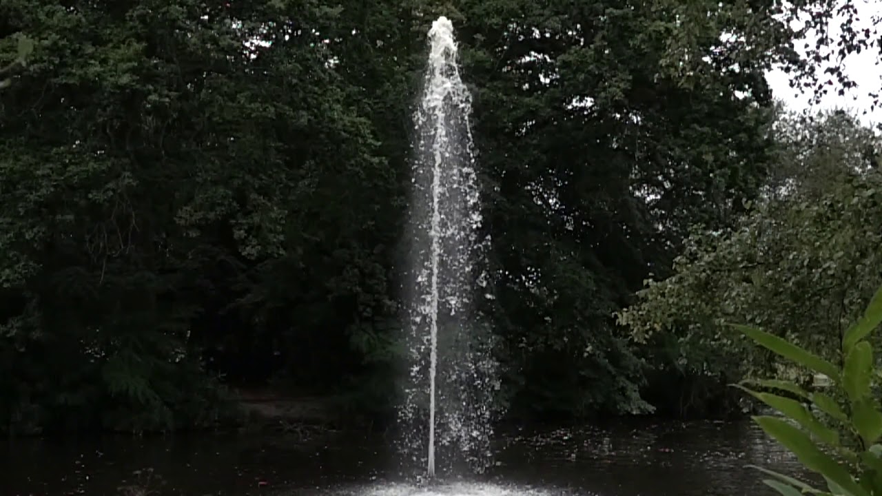 Relax watching the water fountain at South Hill Park at 1000fps