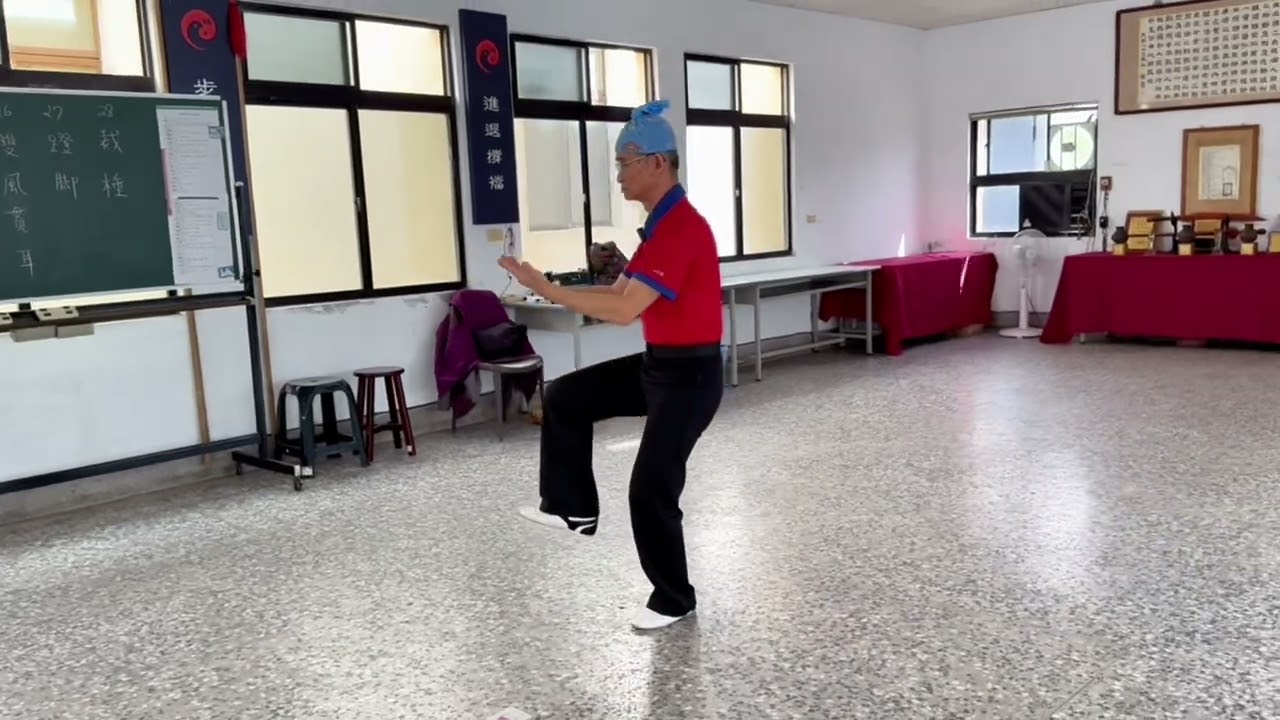 Guiding（25~28）inside flow apply in Tai Chi 37form單擺蓮、雙風貫耳、蹬腳、栽棰＿連續動作