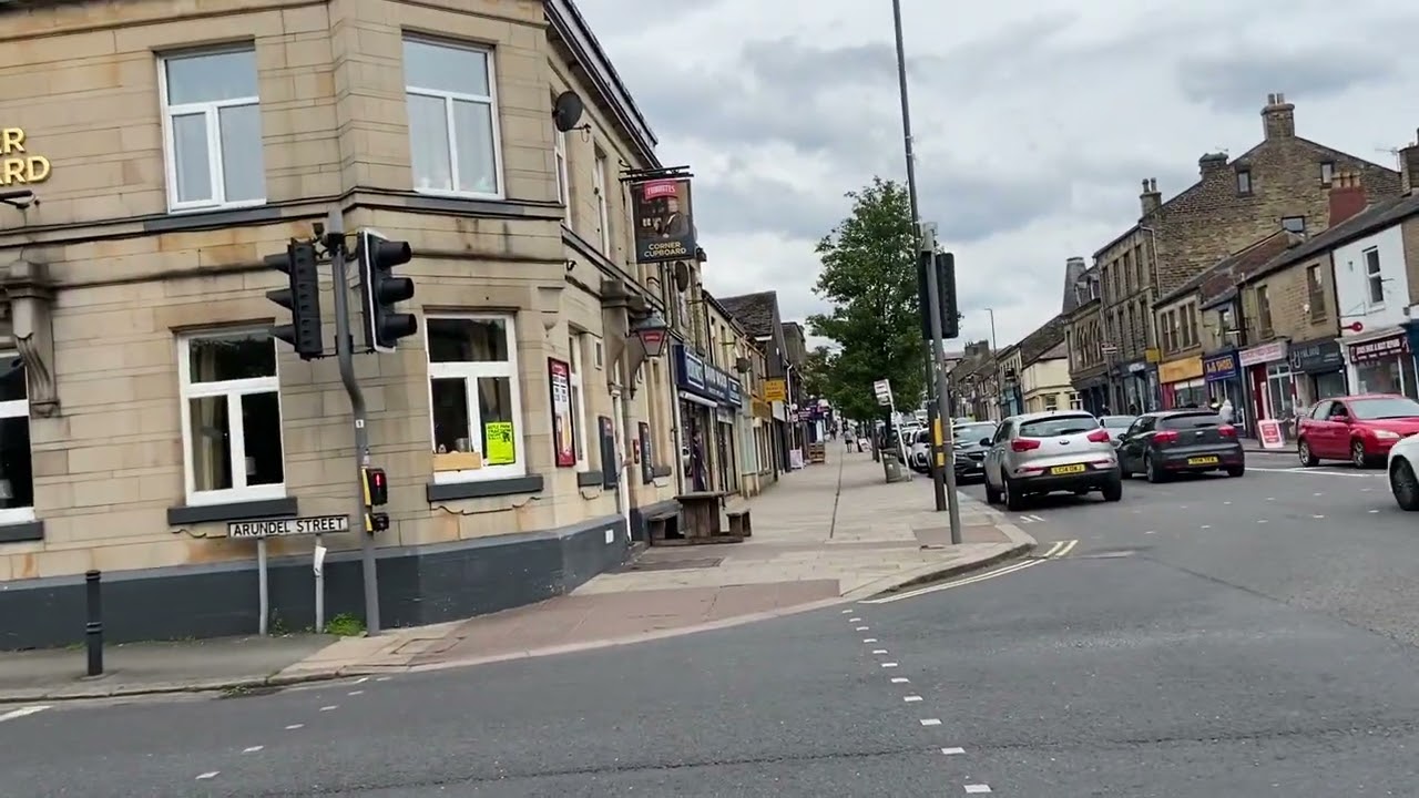 1385 SIEMENS Traffic Light 🚦 Puffin Crossing Crossroads 4 Way in Glossop Derbyshire