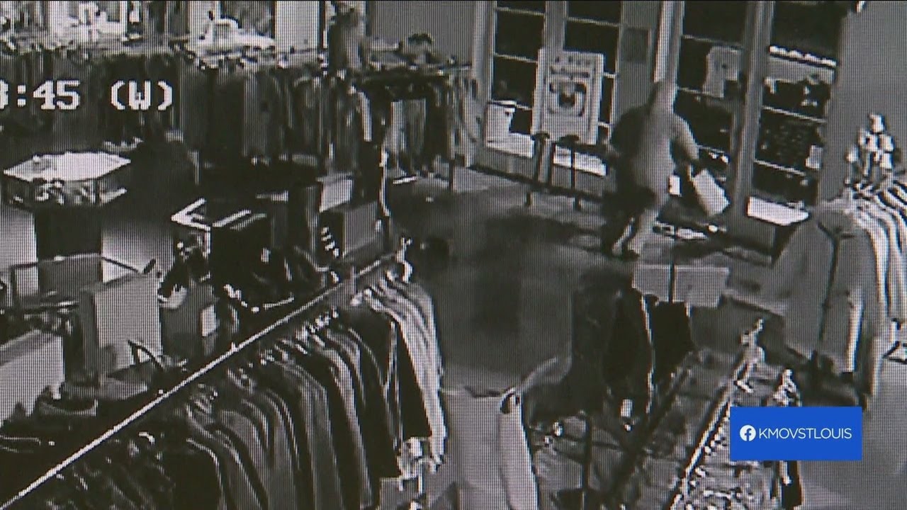 Masked-thieves caught on camera breaking into high-end Brentwood store