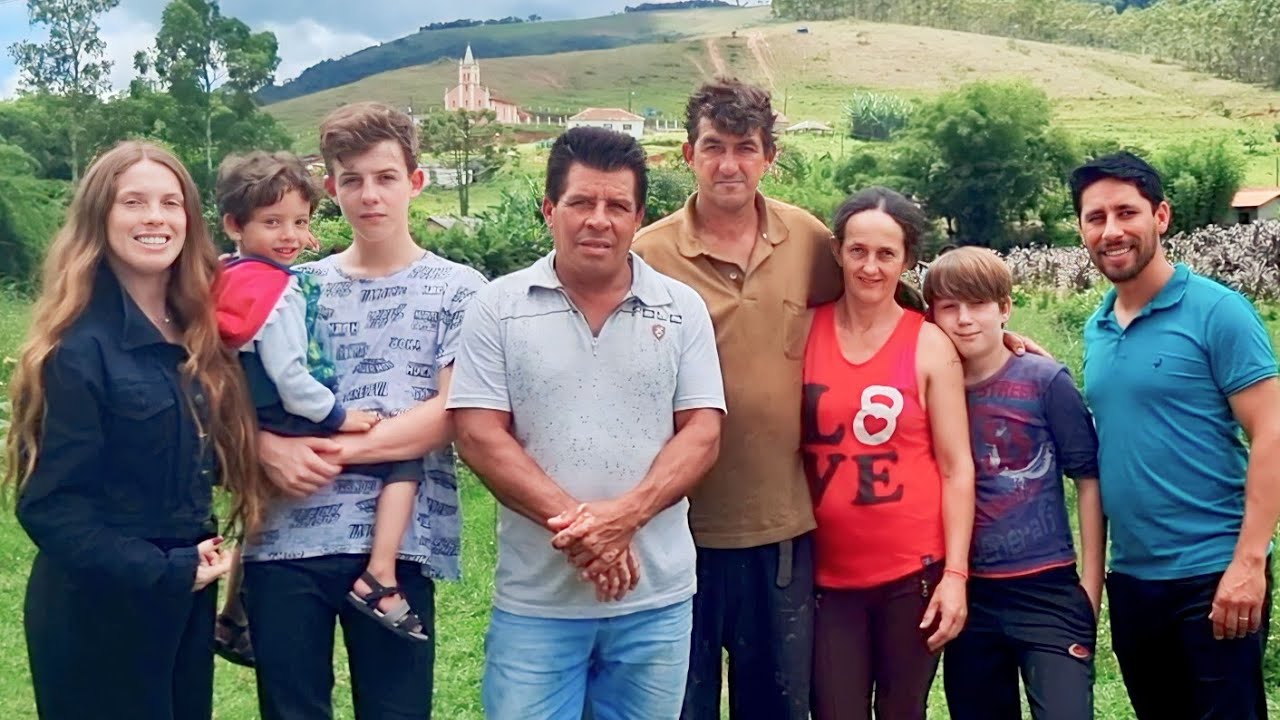 Um Dia na roça/ Casa dos meus Pais/Bairro Carimbá/ Tirando leite/ Almoçando/ Muita história e mais..