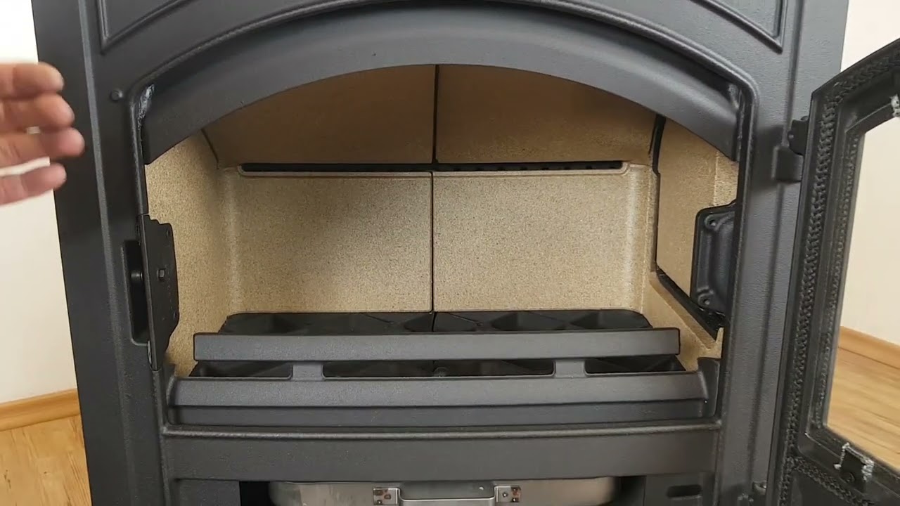 Litinová kamna Dovre 640 WD s klasickým designem v naší nové videorecenzi.
