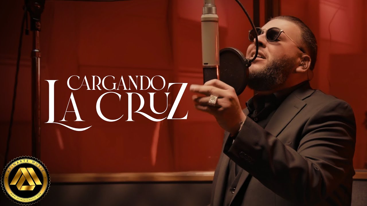 El Fantasma - Cargando La Cruz (Video Oficial)