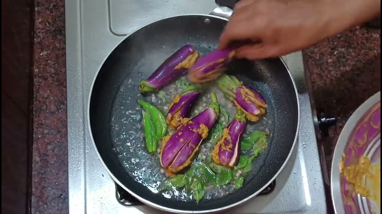 గుత్తి వంకాయ కూర||#vharasrikitchen 