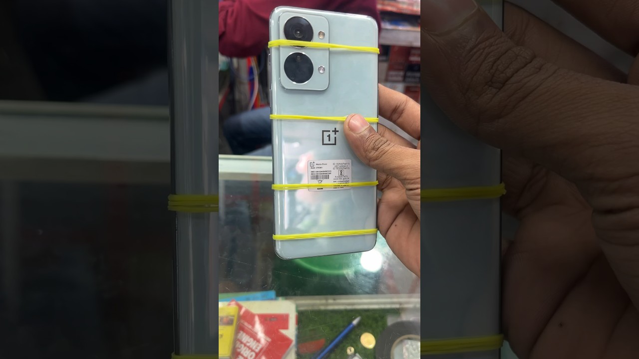 Oneplus nord 2T dosplay change in local market with indisplay fingerprint work at ₹2999