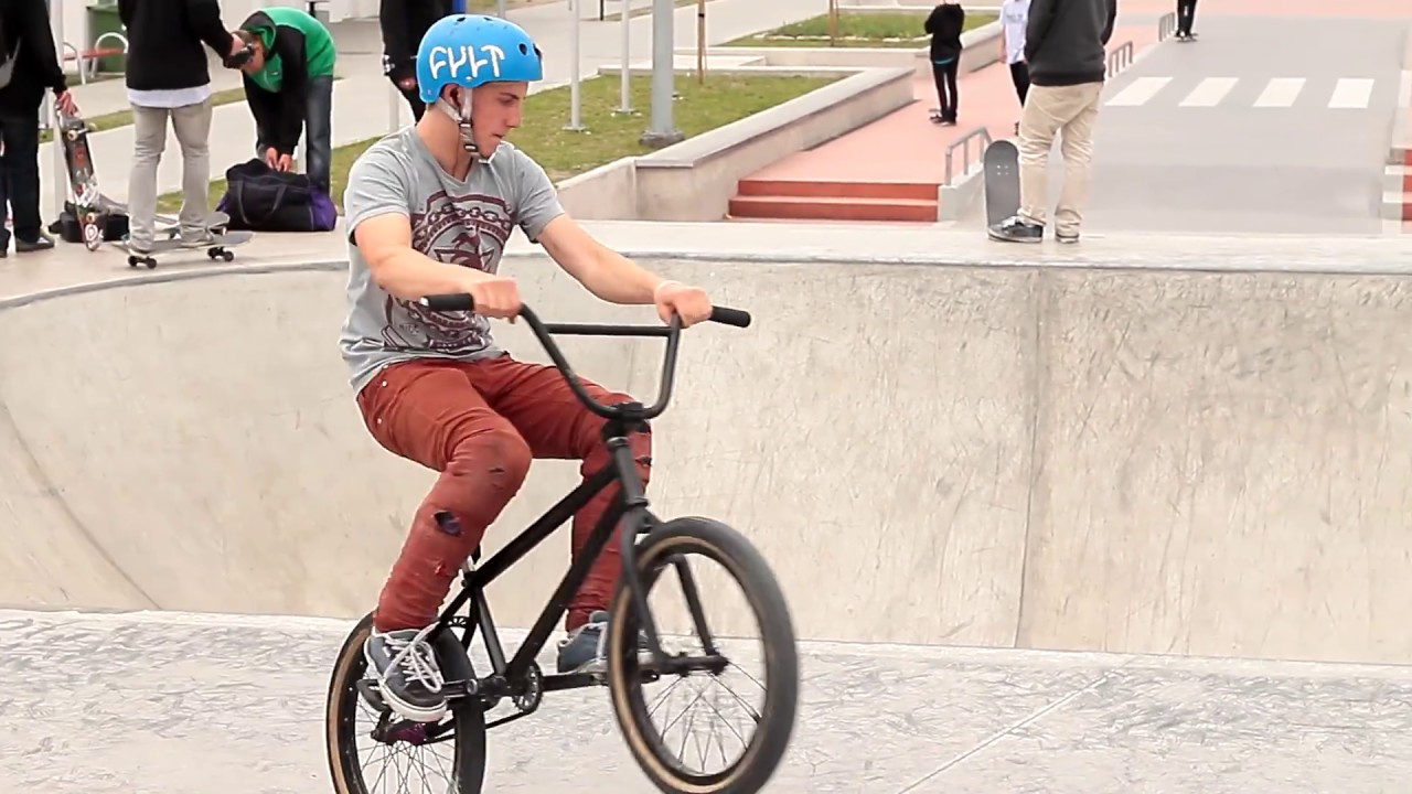 leszno split edit Zombik i Przywa