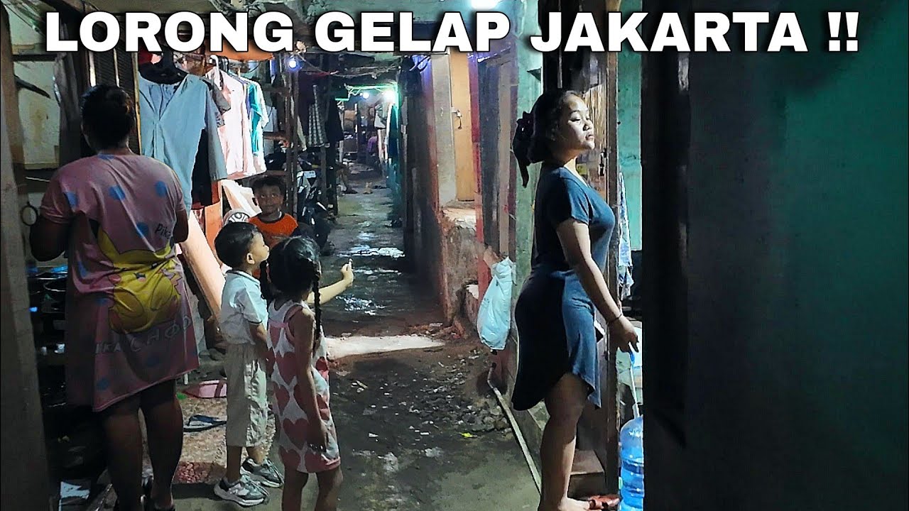 JANGAN KAGET ! ADA KAMPUNG GELAP DIBAWAH REL KERETA API JAKARTA, SIANG BERASA MALAM ! | real jakarta