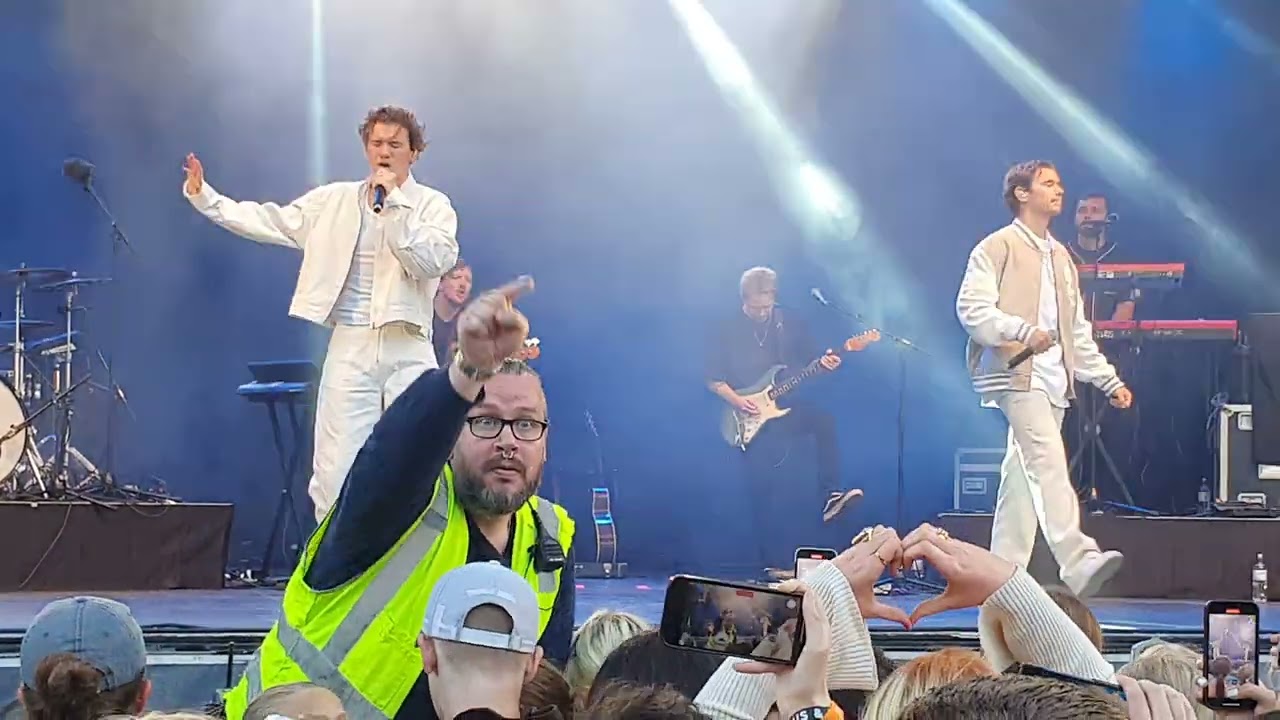 Marcus & Martinus - When all the lights go out - Live Fallens dagar