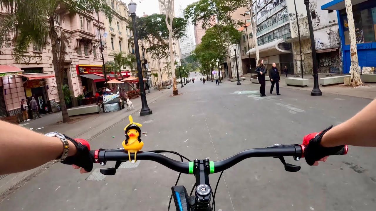 Pedal na REP&Uacute;BLICA CENTRO de S&Atilde;O PAULO - Bike Vlog