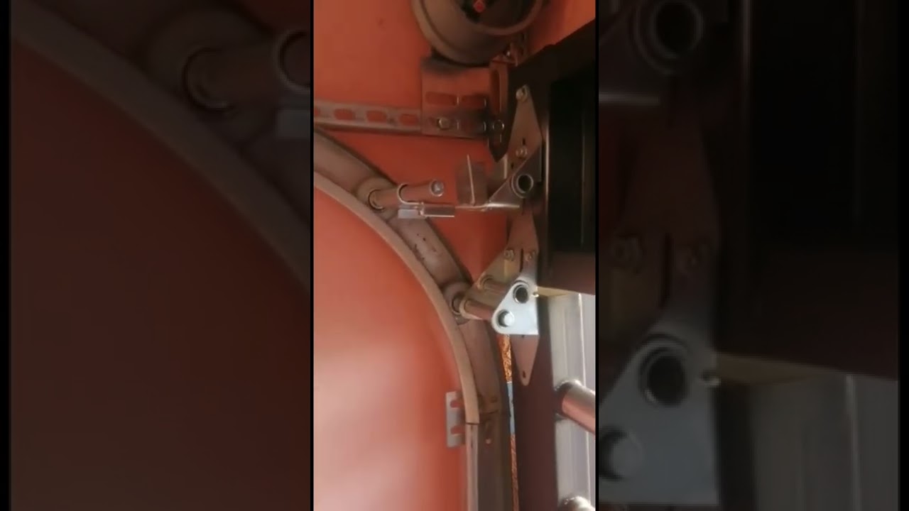 BISAGRAS LOCAS EN PORTON