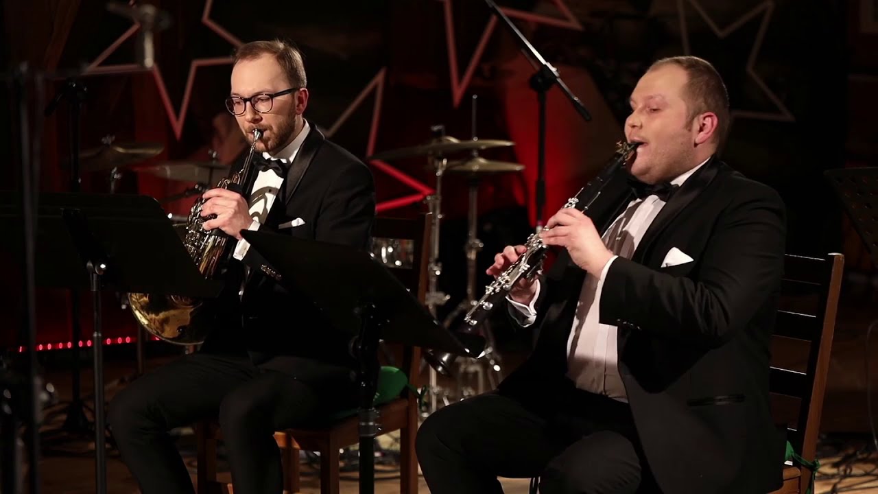 Adam Porębski - Post suite for woodwind quintet and piano