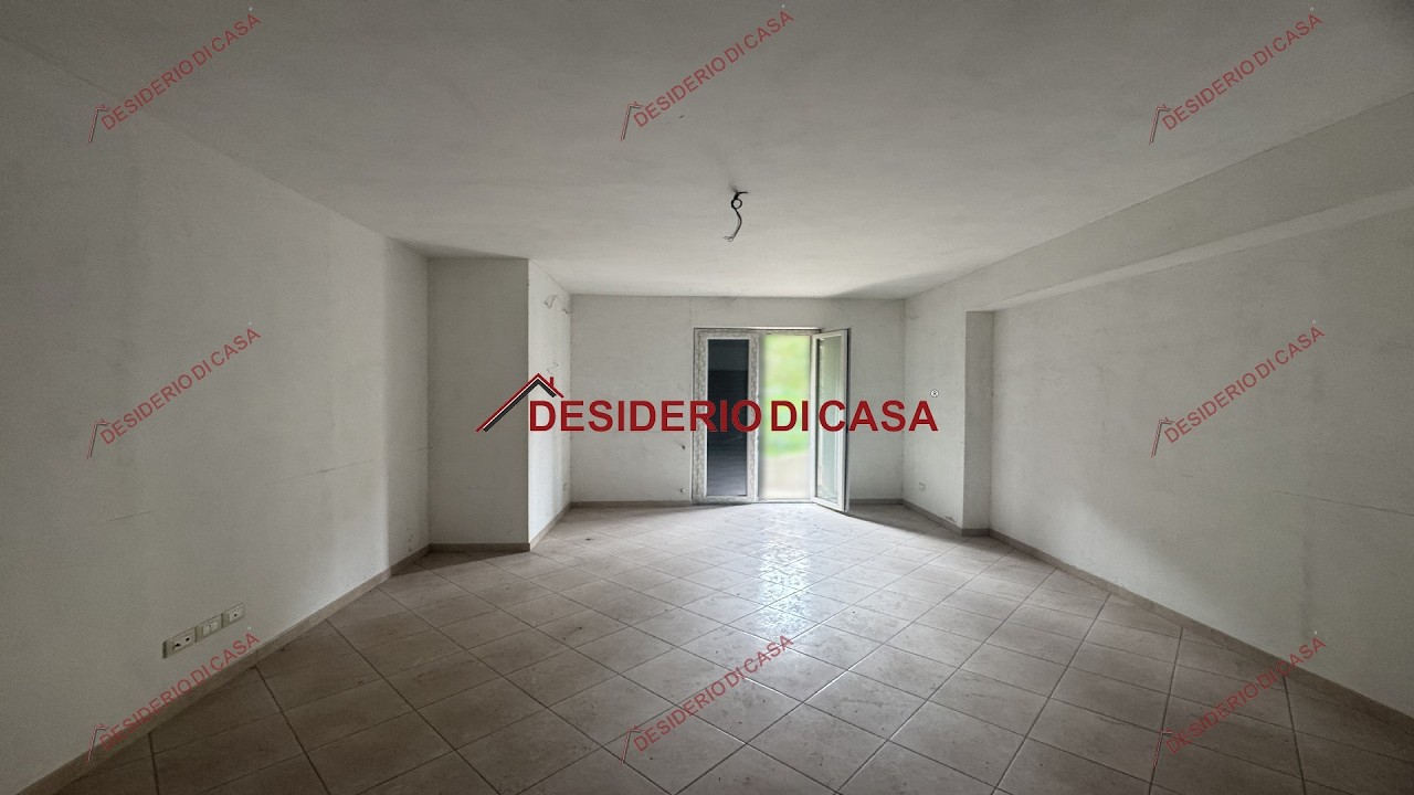 Gioiosa Marea - Appartamento 125 mq - Rif:  VRA21301