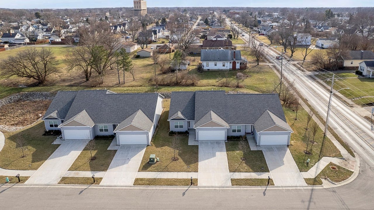Capra Ct, Beech Grove, IN