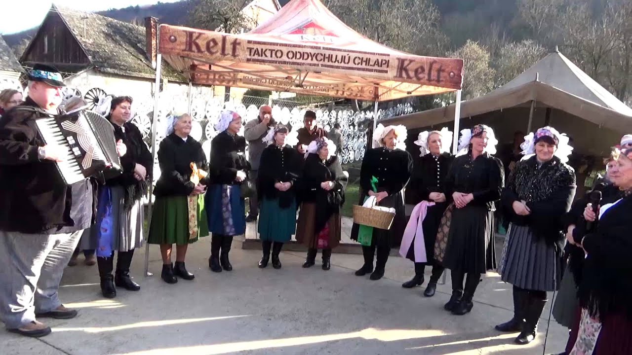 02 Fašiangová zabíjačka - pásmo súboru Klenotnica