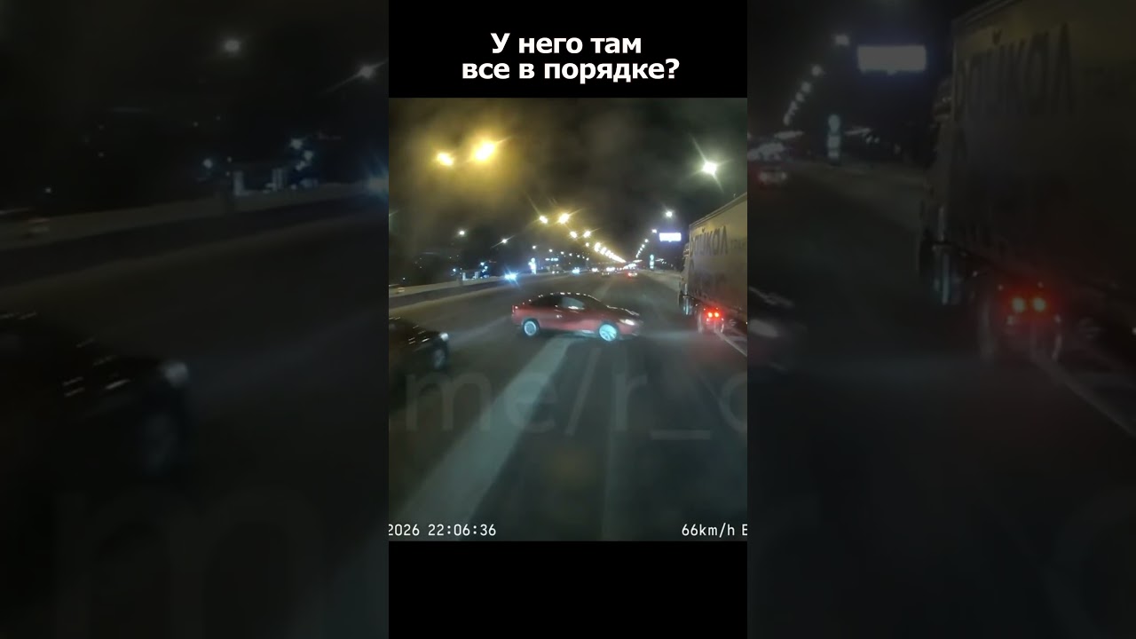 Тормозить сразу и не думал... #duraki #shorts